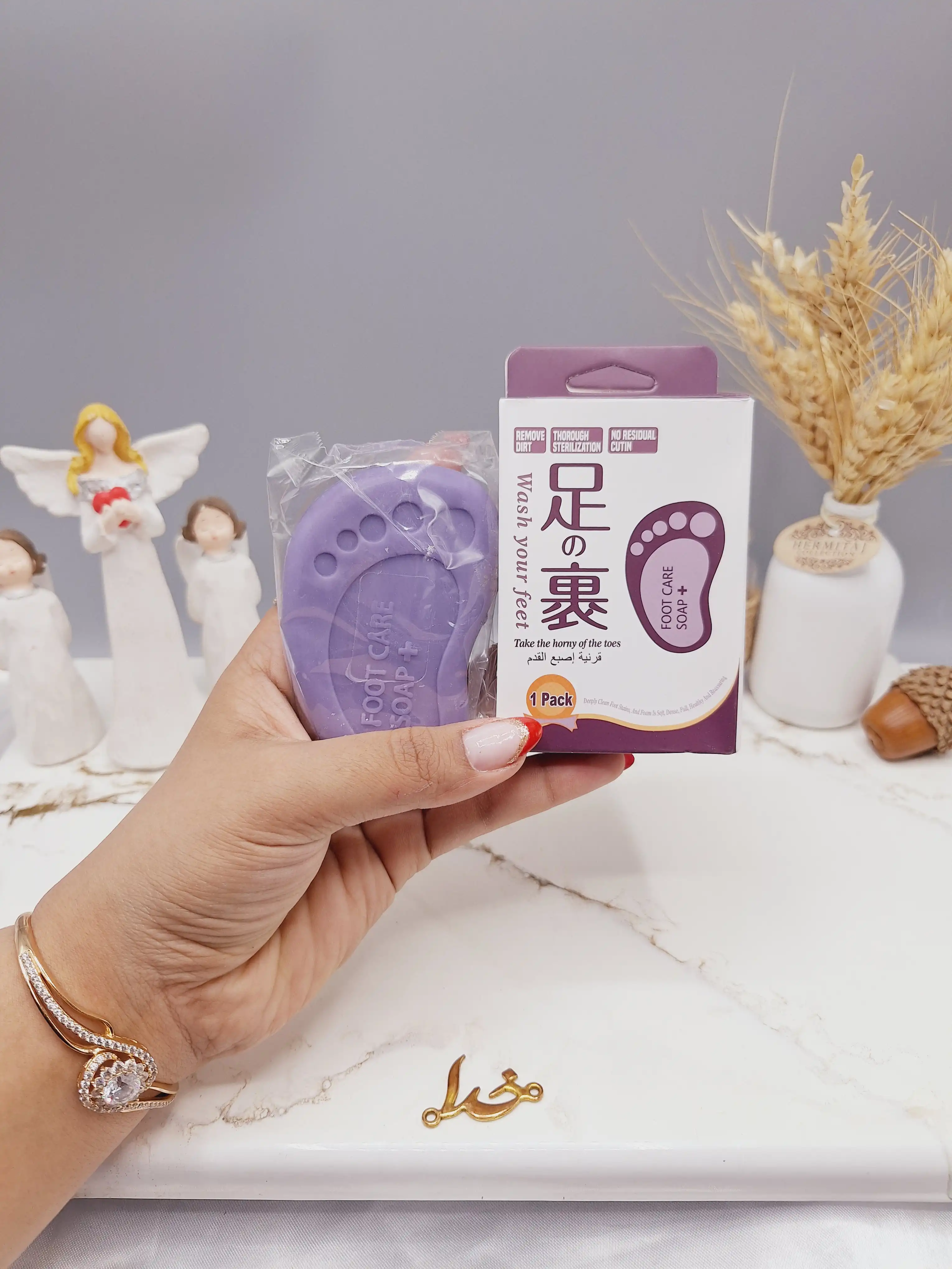 صابون لایه بردار و رفع بوی بد پا FOOT CARE کد 1060