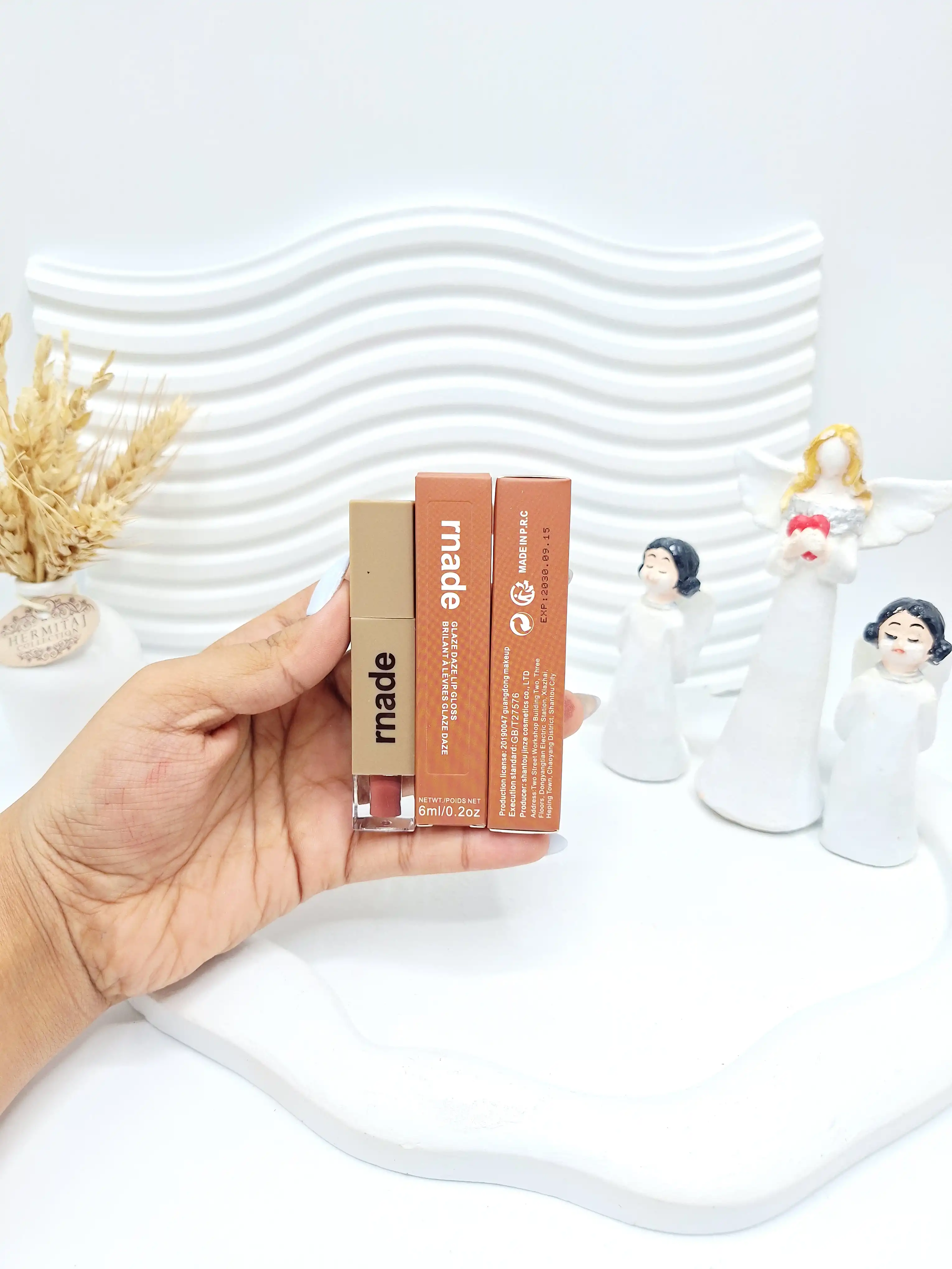 لیپ گلاس خیس rnade کارتن قهوه ای کد R606